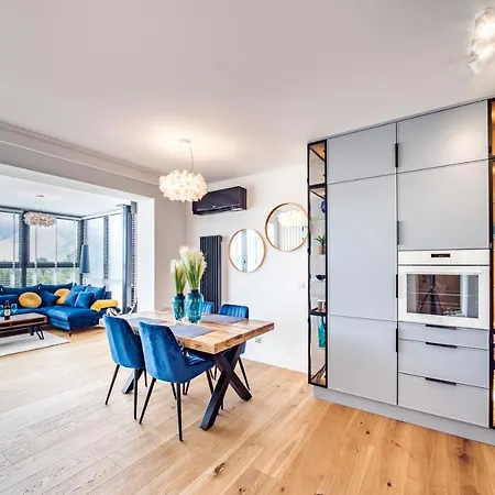 Blue Harmony Apartment